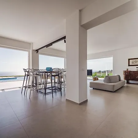 Sunset Luxury With Pool And Jacuzzi Villa *